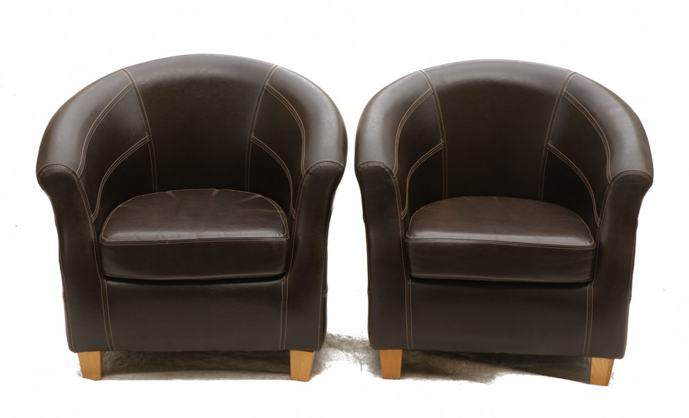 Fåtöljer ett par, 2000-tal