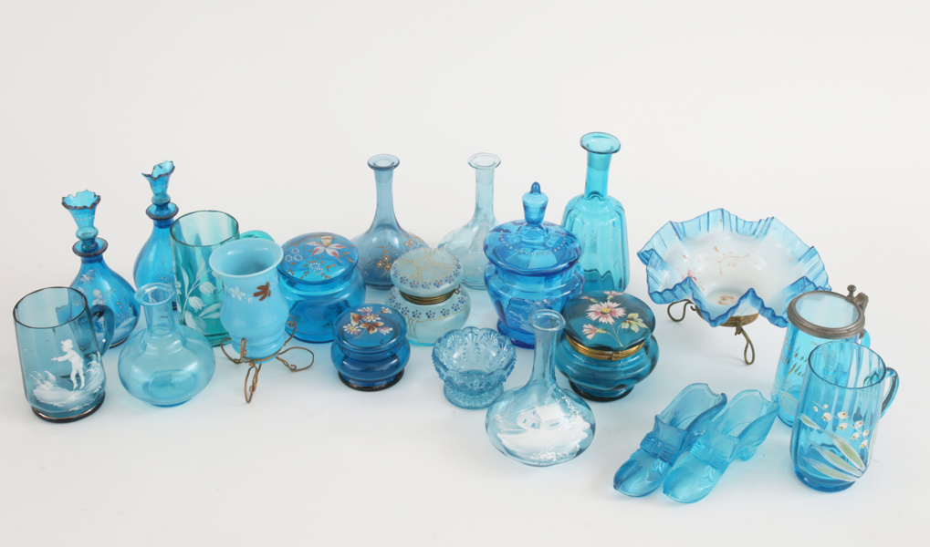 Glas 21 delar, mestadels tidigt 1900-tal