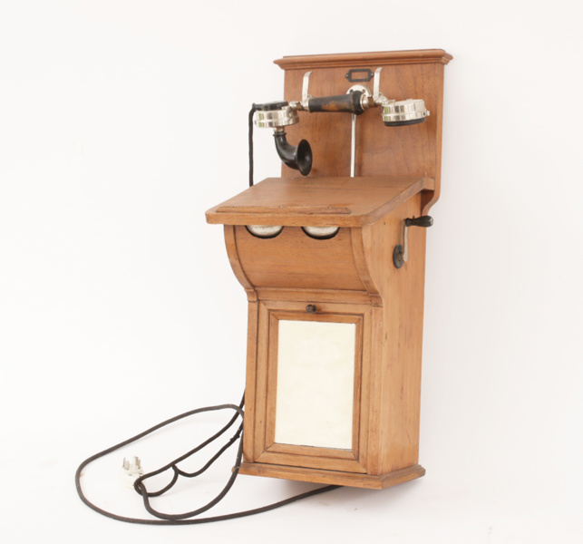 Väggtelefon, 1900-talets första hälft