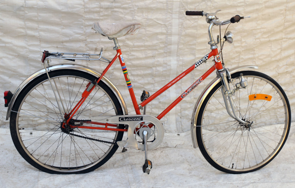 Äldre flickcykel, Crescent
