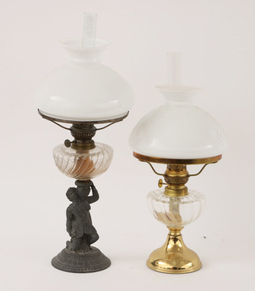 Bordsfotogenlampor 2st, 1900-talets början