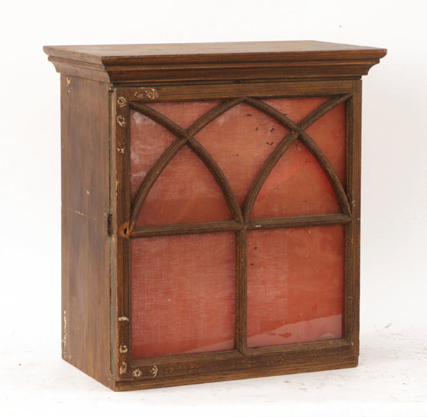 Väggvitrinskåp, 1800-talets slut