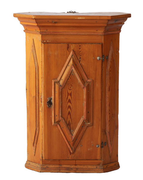 Vägghörnskåp, barock, 1700-tal