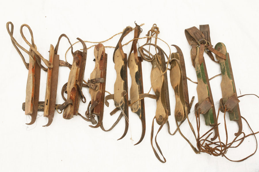 Skridskor 5 par, 1800-tal