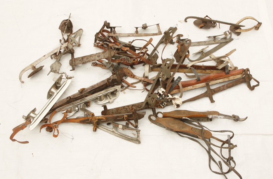 Parti äldre skridskor