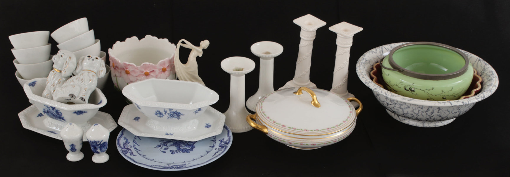 Parti porslin och keramik