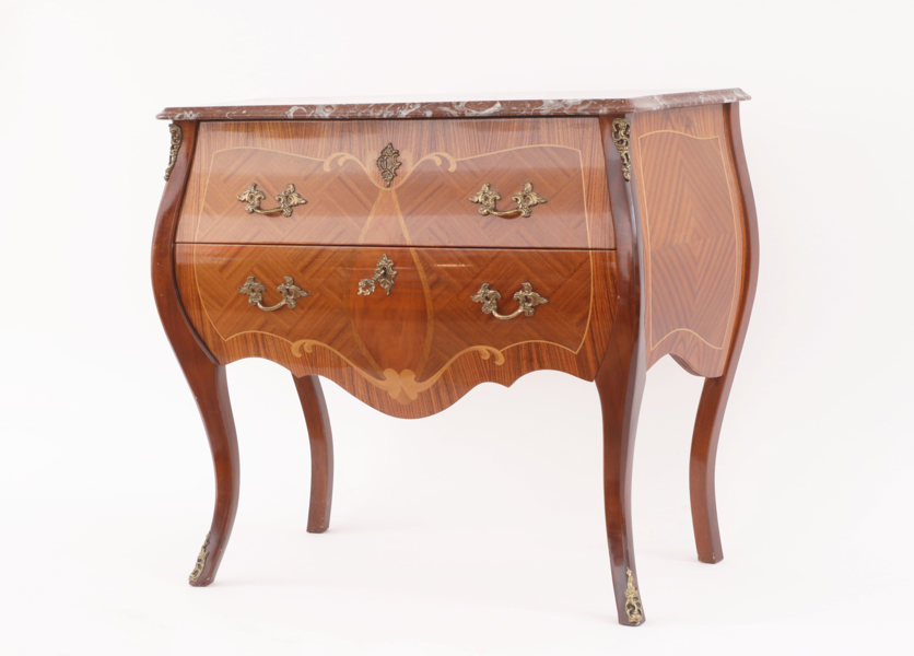 Byrå, rokokostil, 1900-tal