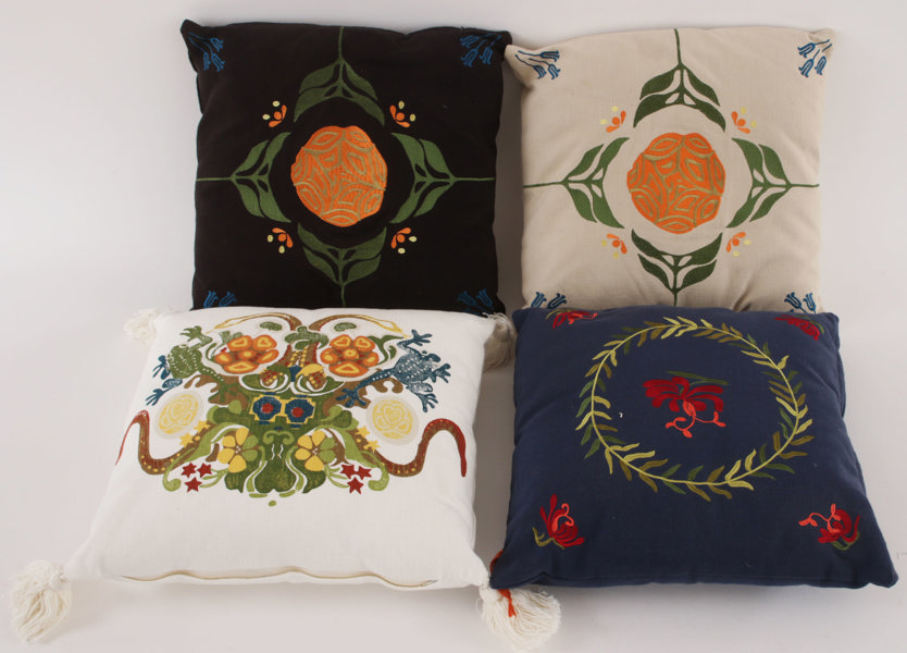 Kuddar 4st, efter Karin Larsson, Hemtex