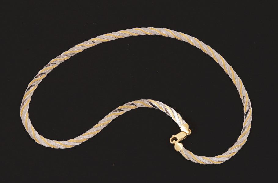 Halsband i 18k röd- samt vitguld