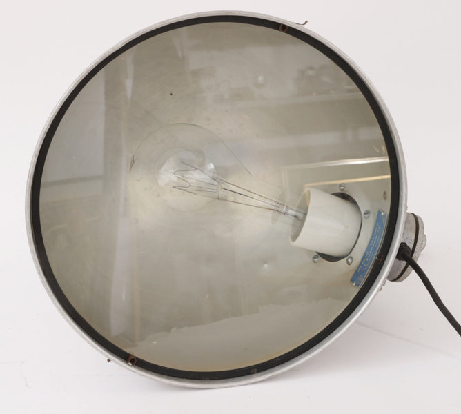 Strålkastare, omkring 1900-talets mitt