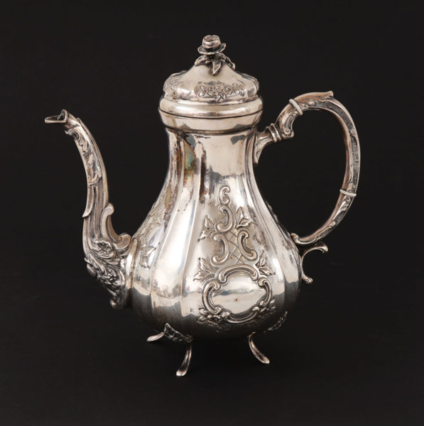Kaffekanna i silver, rokokostil, 1900-tal