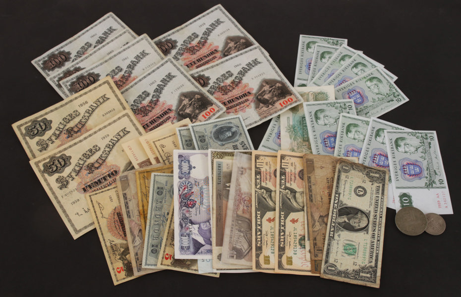 Parti sedlar, svenska samt utländska