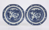 Djupa tallrikar ett par, Kina, Qianlong, 1700-tal