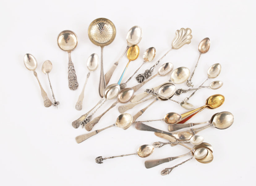 Parti silverföremål