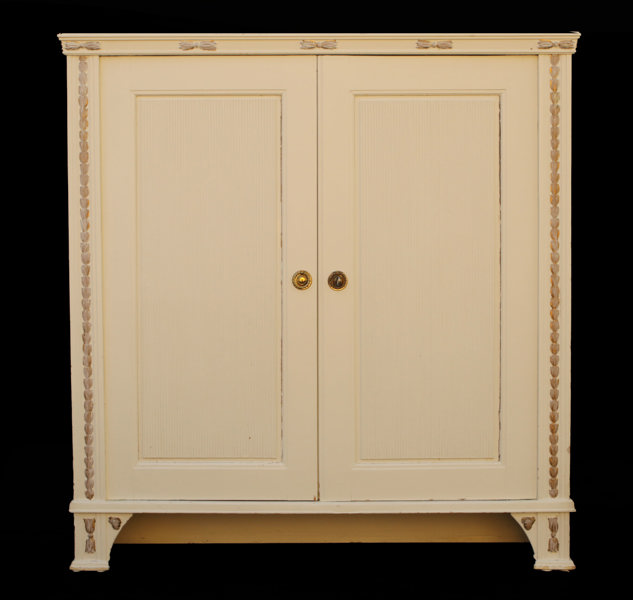 Överskåp, gustavianskt, 1800-talets första hälft