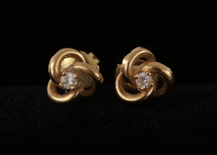 Örhängen ett par, 18k