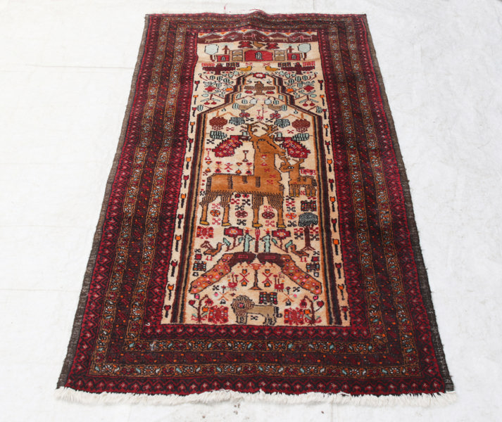 Handknuten matta, orientalisk