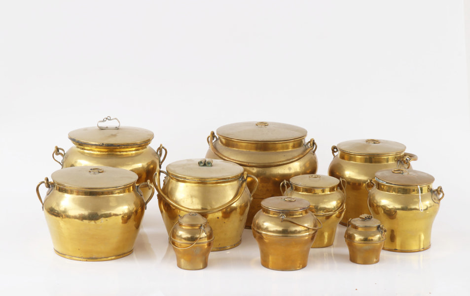 Krukor med lock 10st, mestadels Skultuna