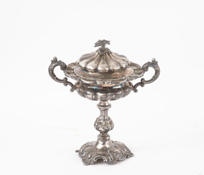Strösockerskål i silver, nyrokoko, 1857