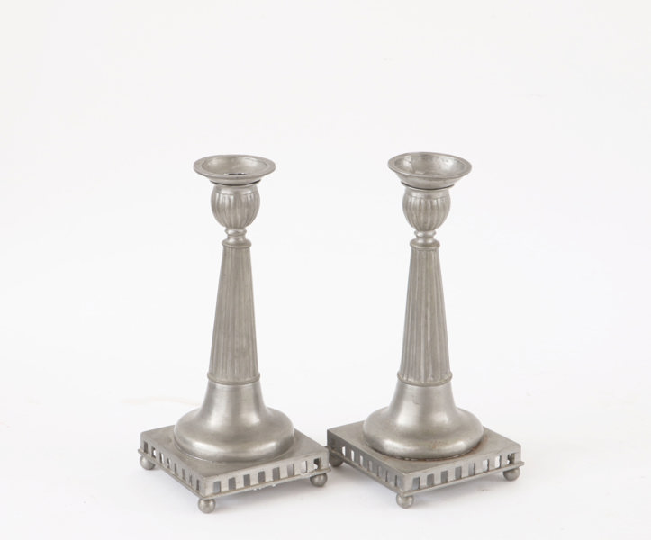 Ljusstakar ett par, gustaviansk stil, 1900-tal