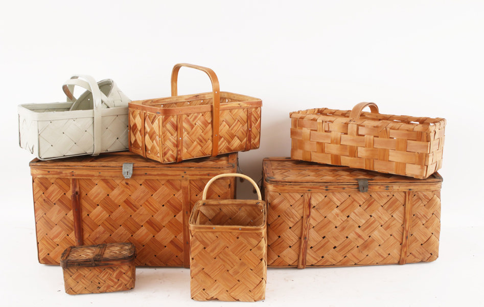 Flätade korgar 8st, mestadels 1900-talets första hälft