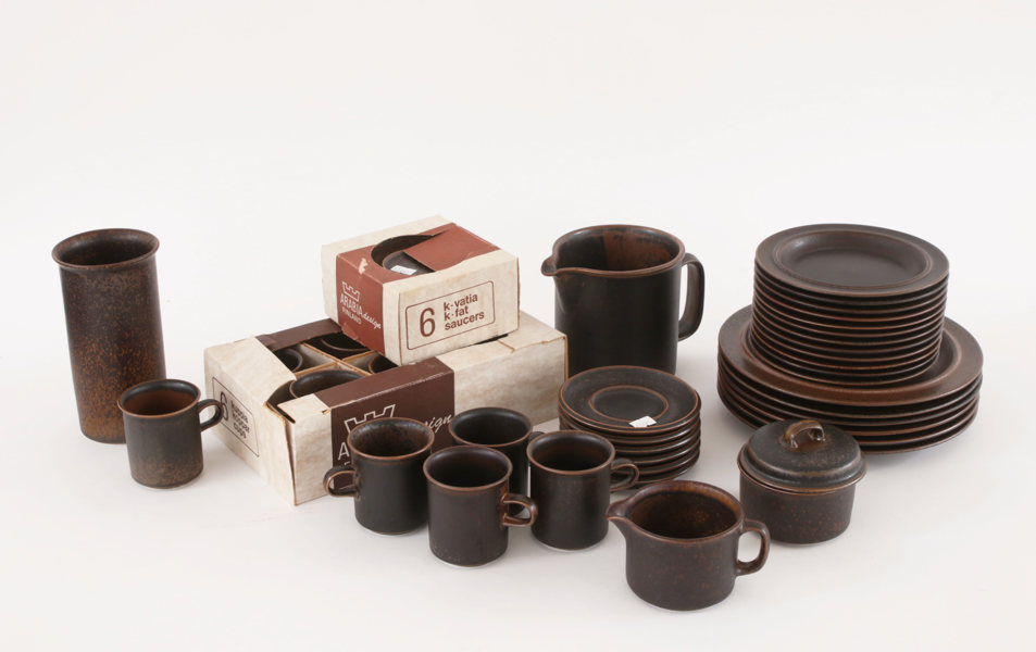 Servisdelar, "Ruska", Arabia