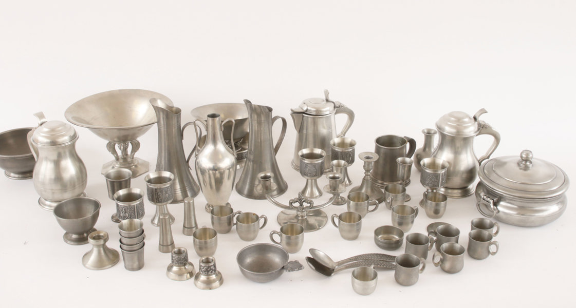 Stort parti tennföremål