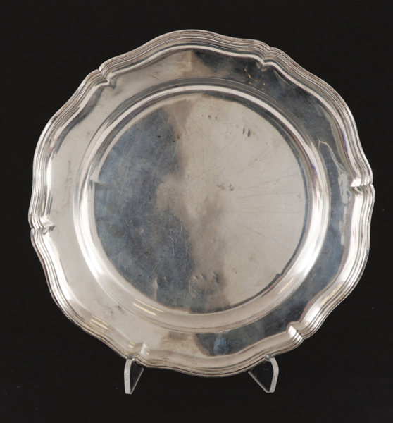 Kuverttallrik i silver, rokokostil, 1900-tal