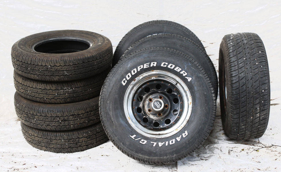 Däckuppsättningar 2st, bl.a. Cooper Cobra, Radial G/T