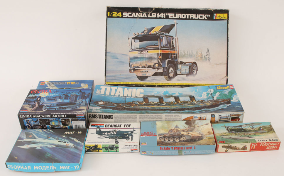 Byggsatser 8st, bl.a. Revell, Monogram