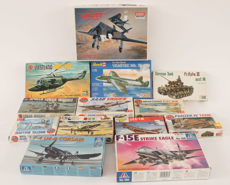 Byggsatser 13st, Airfix, Italeri, m.m.