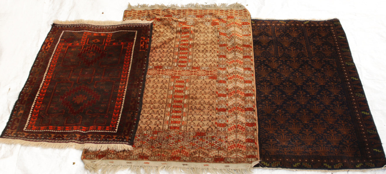 Handknutna mattor 3st, bl.a. IKEA