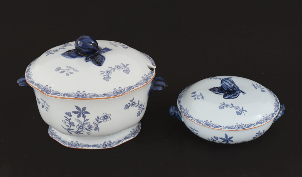 Terriner med lock 2st, "Ostindia", Rörstrand