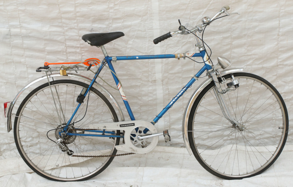 Äldre herrcykel, Kroon