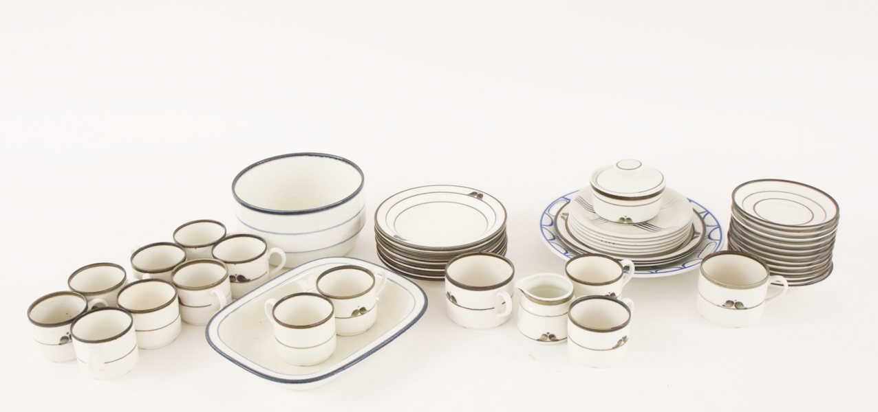 Kaffeservisdelar, "Nordica", Rörstrand, m.m. 