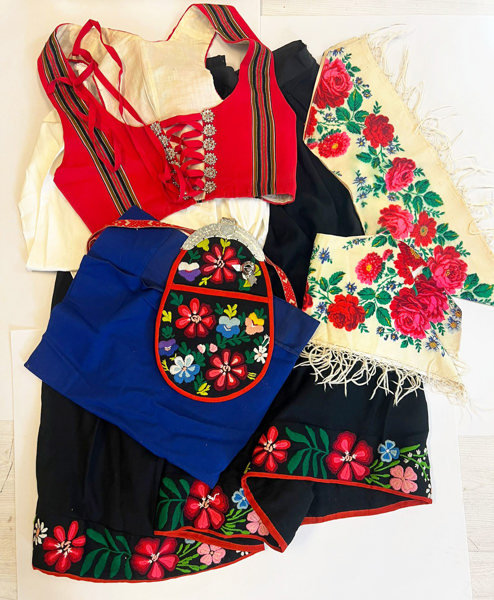 Folkdräkt för kvinna, Dala-Floda