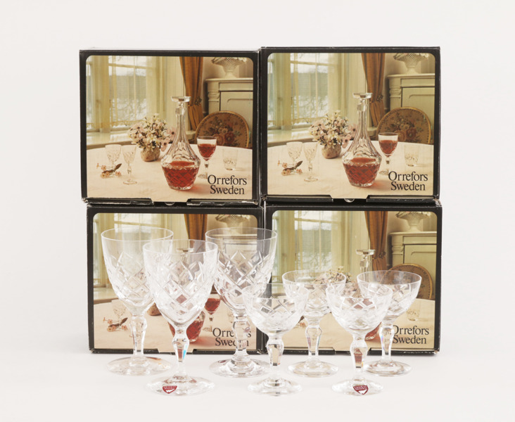 Sherryglas 10st samt likörglas 4st, "Karolina", Gunnar Cyrén för Orrefors