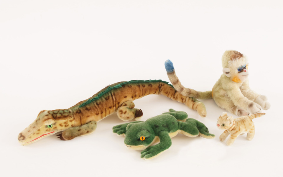 Mjukisdjur 4st, bl.a. Steiff, omkring 1900-talets mitt