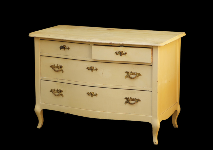 Byrå, rokokostil, 1900-talets första hälft