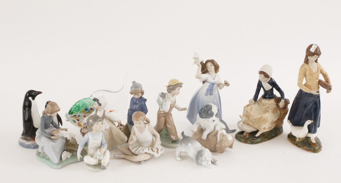 Figuriner 13st, mestadels Spanien