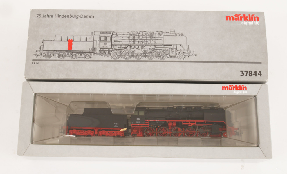 Lok med tender, Märklin, 37844