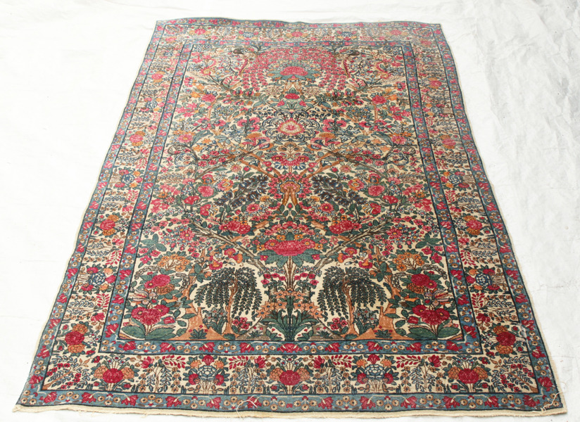 Handknuten matta, orientalisk