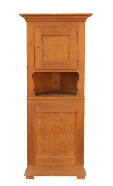 Golvhörnskåp, 1900-talets första hälft