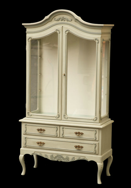 Vitrinskåp, rokokostil, 1900-tal