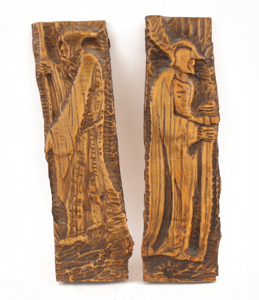 Väggreliefer 2st, 1900-tal