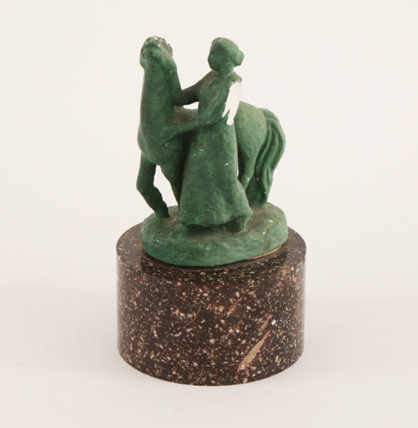 Sockel i blybergsporfyr