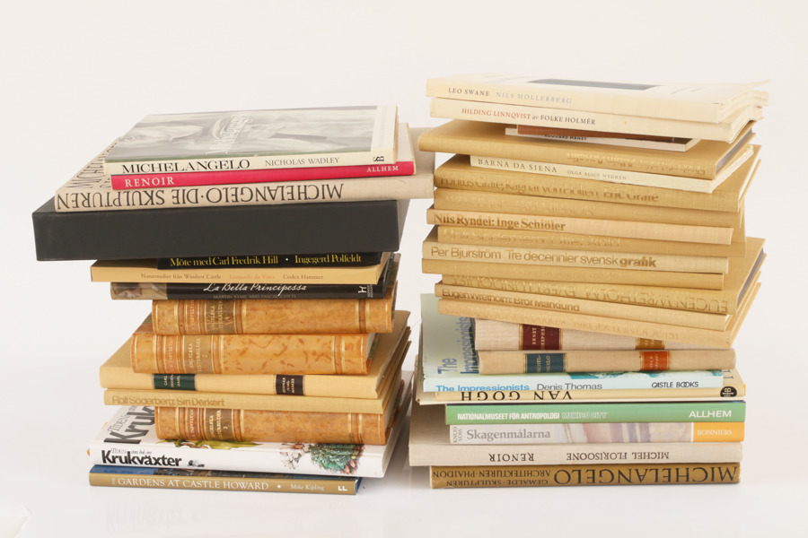 Parti böcker, mestadels rörande konst