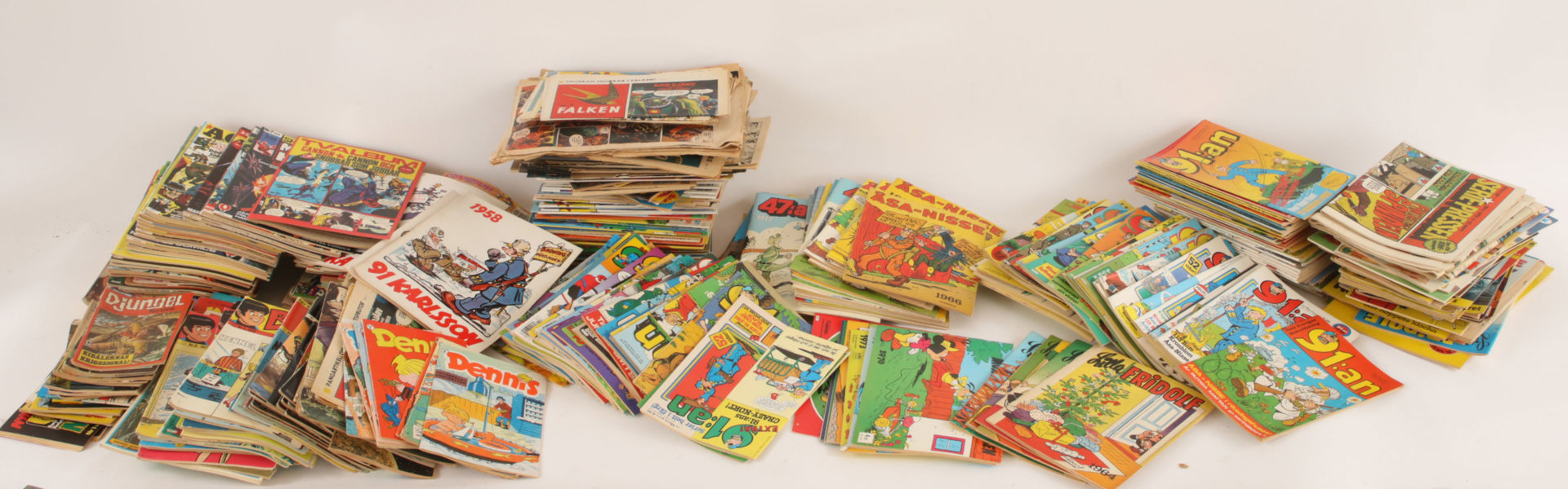 Parti serietidningar, bl.a. 1950/60-tal
