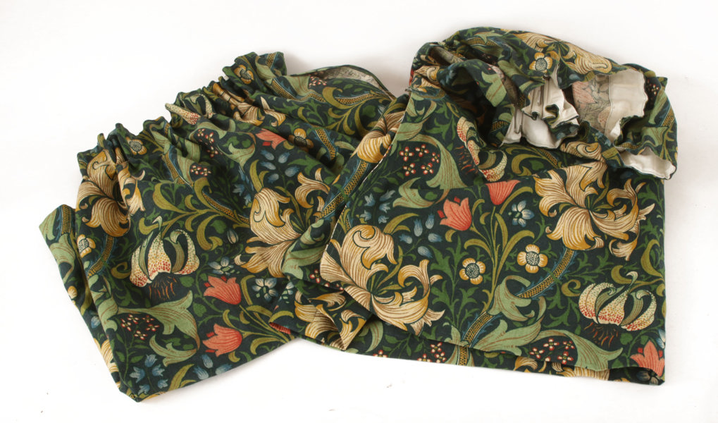 Cafégardiner ett par, "Golden Lily", William Morris