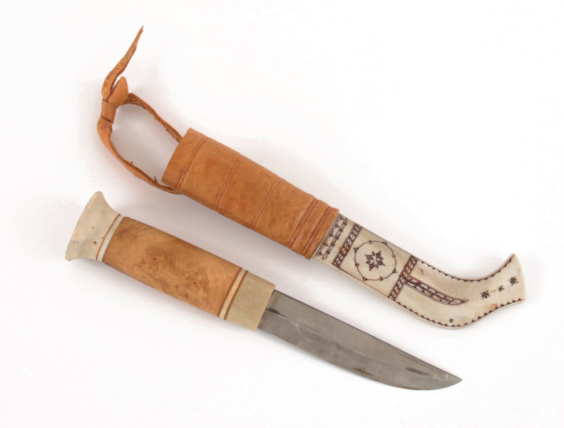 Kniv med slida, Esse Poggats